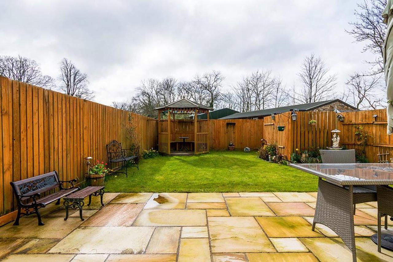Tregarnedd Cottage Клангефни Екстериор снимка