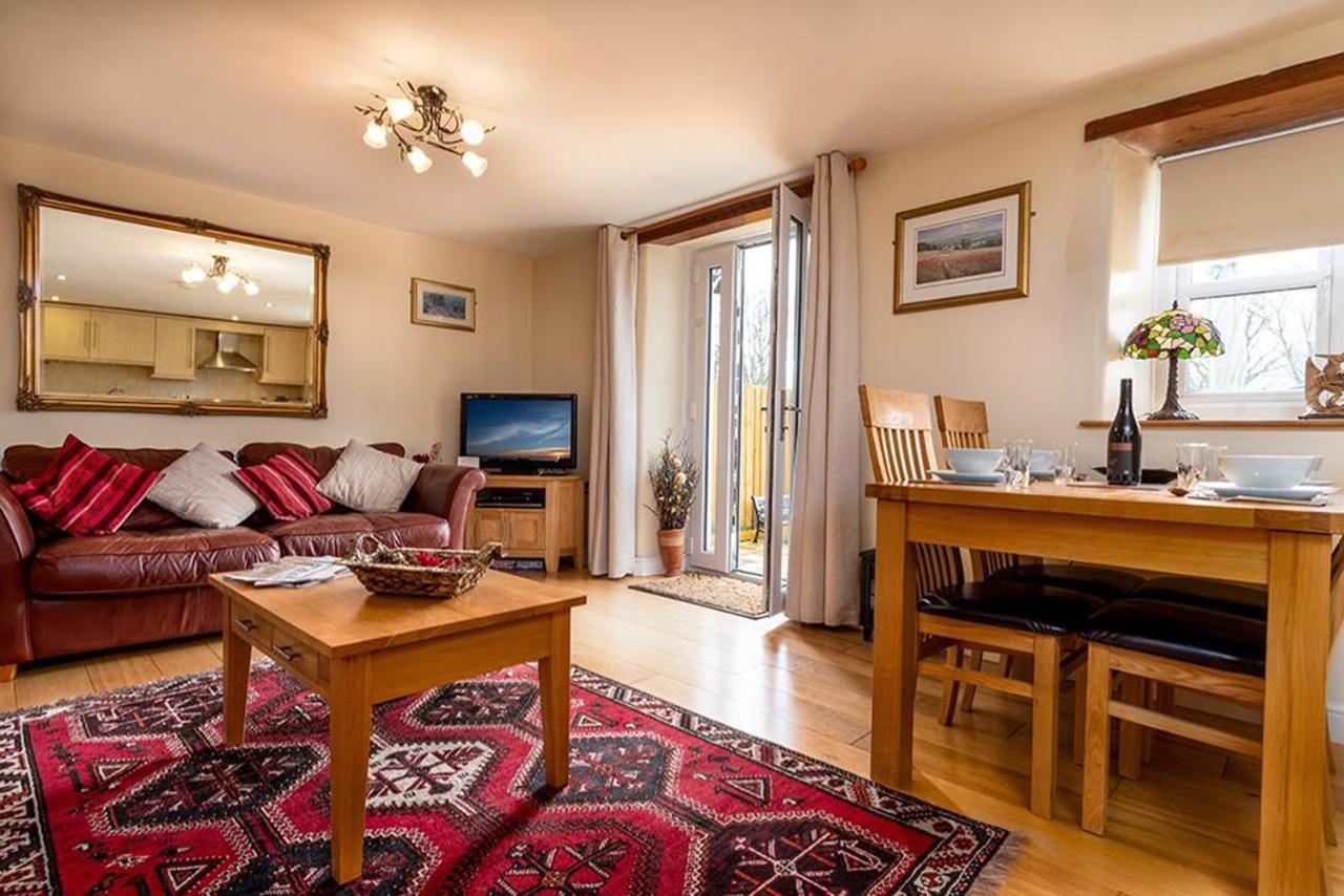 Tregarnedd Cottage Клангефни Екстериор снимка