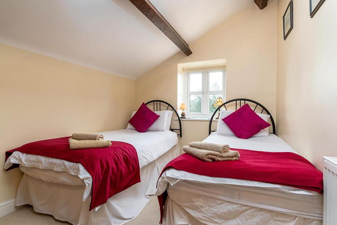 Tregarnedd Cottage Клангефни Екстериор снимка